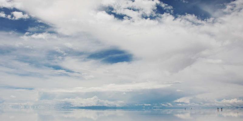 武汉金地人和房价走势深度解析：物业管理如何影响楼盘升值潜力？